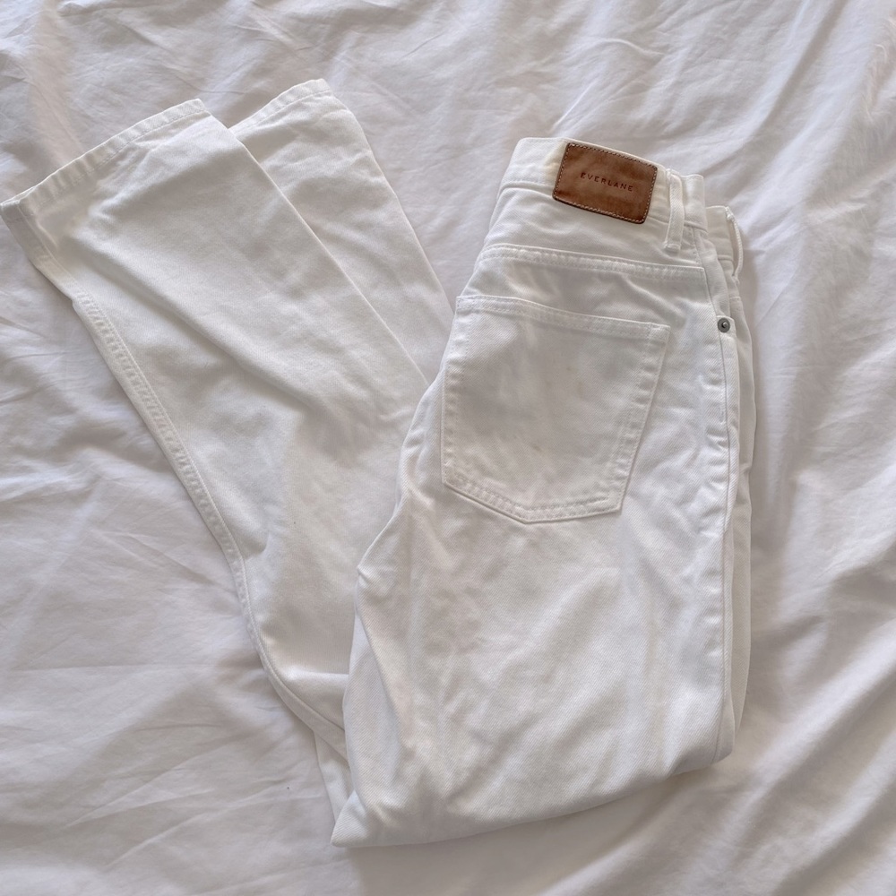 Everlane 90s Cheeky Jean in white 
Size 26